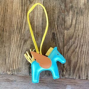 New Blue Pony Horse Wings PU Leather Bag Purse Charm Blue Pegasus